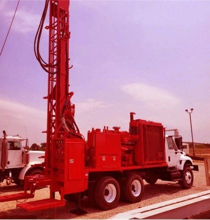 Schramm, T450WS, 2004, 30,000 lbs Pullback, 900/500 Sullair Compressor, Caterpillar 3406 Deck Engine