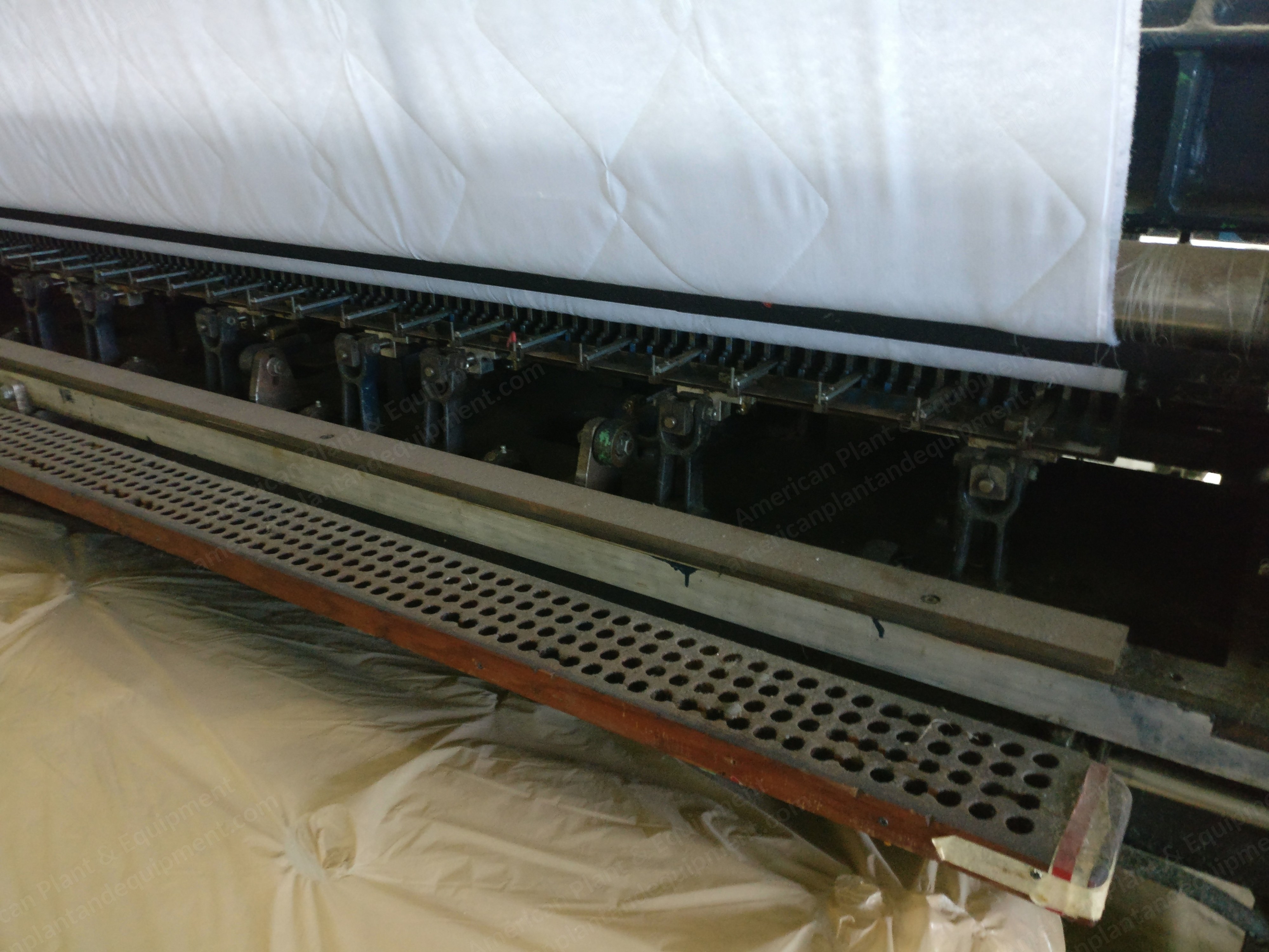 Gribetz, DG-5500, 1981, 128" Wide, Cam Driven, 3 Needle Bars
