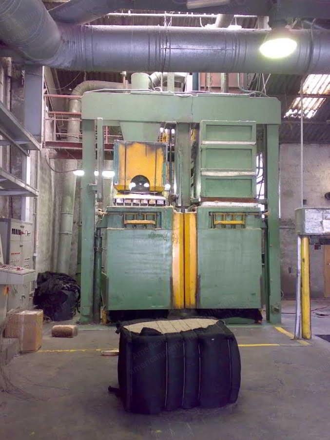 Saturnia, Vertical Double Bale Press, 150 Tons Pressure
