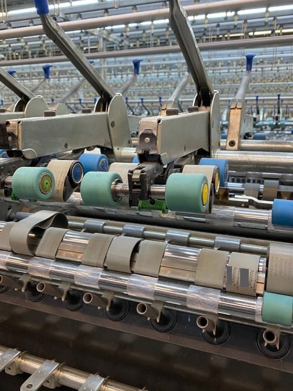 Zinser, RM 350, 2001, Ring Spinning Frames, Linked to Schlafhorst 338 Winders, 1008 Spindles, 50mm Ring Diameter