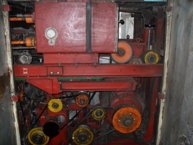 Elitex, BDA 10 N, 1989, Open End Spinning Machine, 192 Rotors, 170mm Bobbin Width