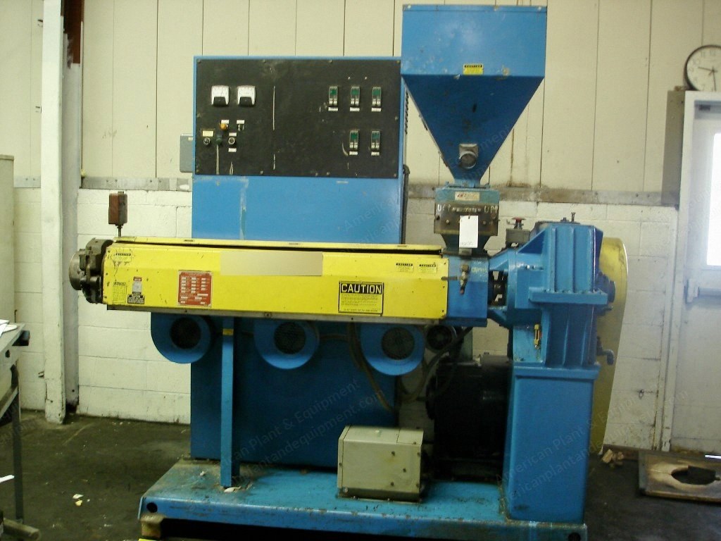 Davis Standard, DS-25, 1990, 2.5-inch, 60 HP, 60-inch Barrel, 3 Heating Zones