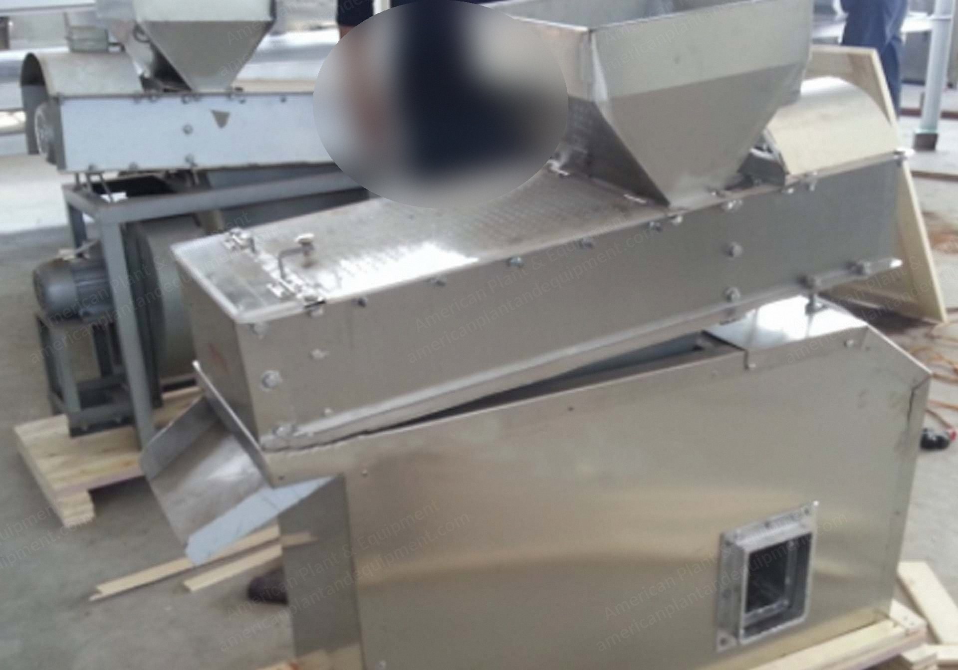 NovaStar, OF120, Stainless Steel Roasted Peanut Peeling Machine, 180-200 kg/hr Capacity, 0.75kW