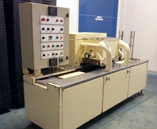 Moldot, 100, 1990, One Shot Depositor, Mould Size 275x135mm