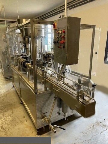Gai, 1,500 BPH Wine Complete Bottling Line, 12-Valve Filling Machine, 12 Clamps Rinser, 3-Station Labeling Machine