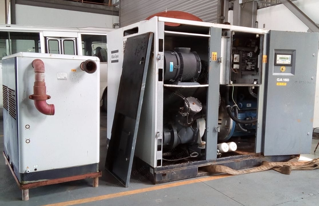 Atlas Copco, GA 160-125, 2016, 260 HP, 925 ACFM, 125 PSIG, with Dryer and Tank