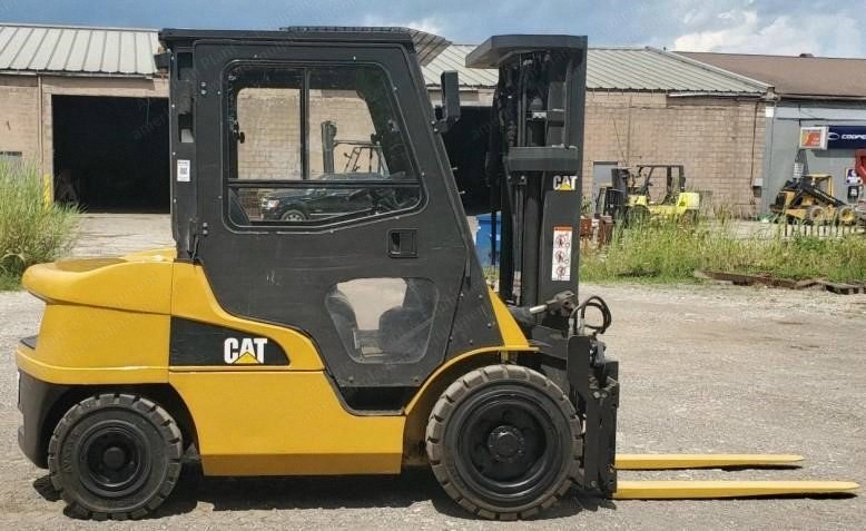 Caterpillar, DP30K, 2016, 6000 lbs Capacity, Triple Stage Mast, Diesel, 5900 Hours