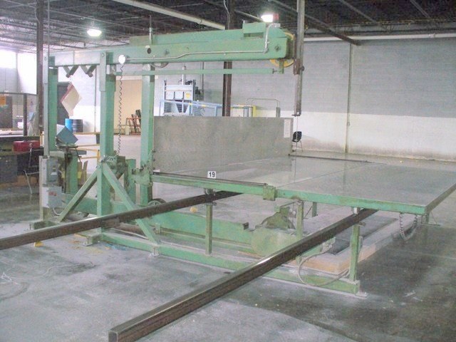 Vertical Foam Cutter, 3020x2770mm Table, Angle Cut Capability