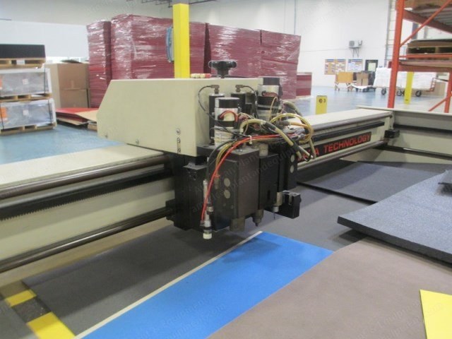 Data Technology, DT3000, Automatic Cutting Table, 82x120 Inches, Marker, Knife