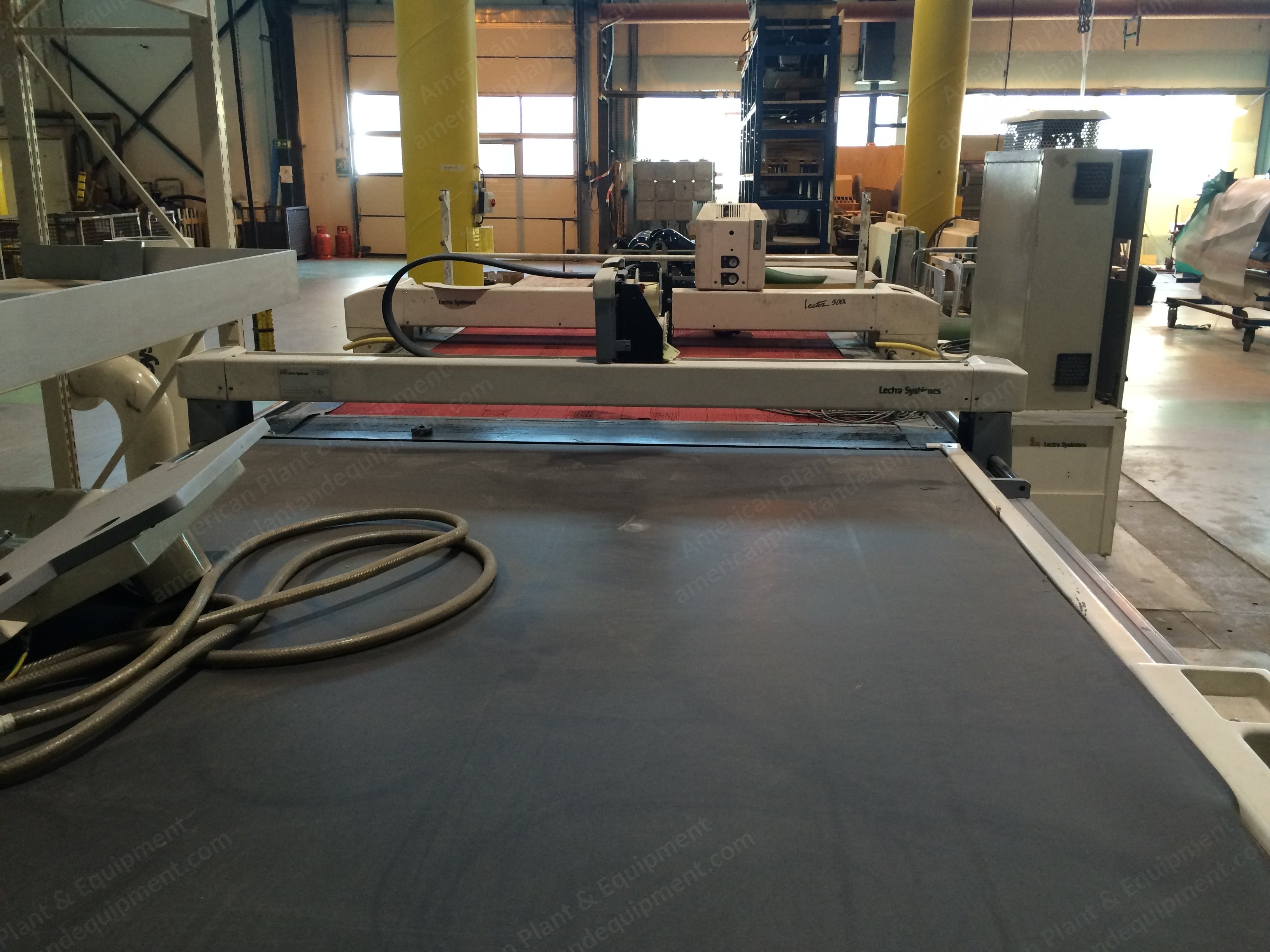 Lectra, Vector 5000, 1994, Cutting Width 1800mm, Maximum Cutting Length 2500mm, For Lite Cloth to Heavy Glass Fiber