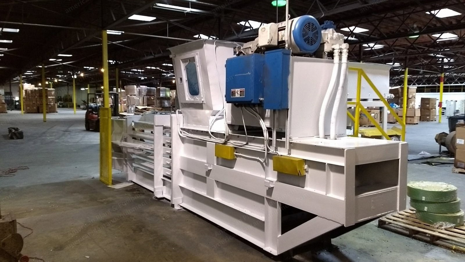 C & M Baling System, CM3430-7237, Horizontal Baler with Dumper, 30 HP, 96163 lbs Platen Force