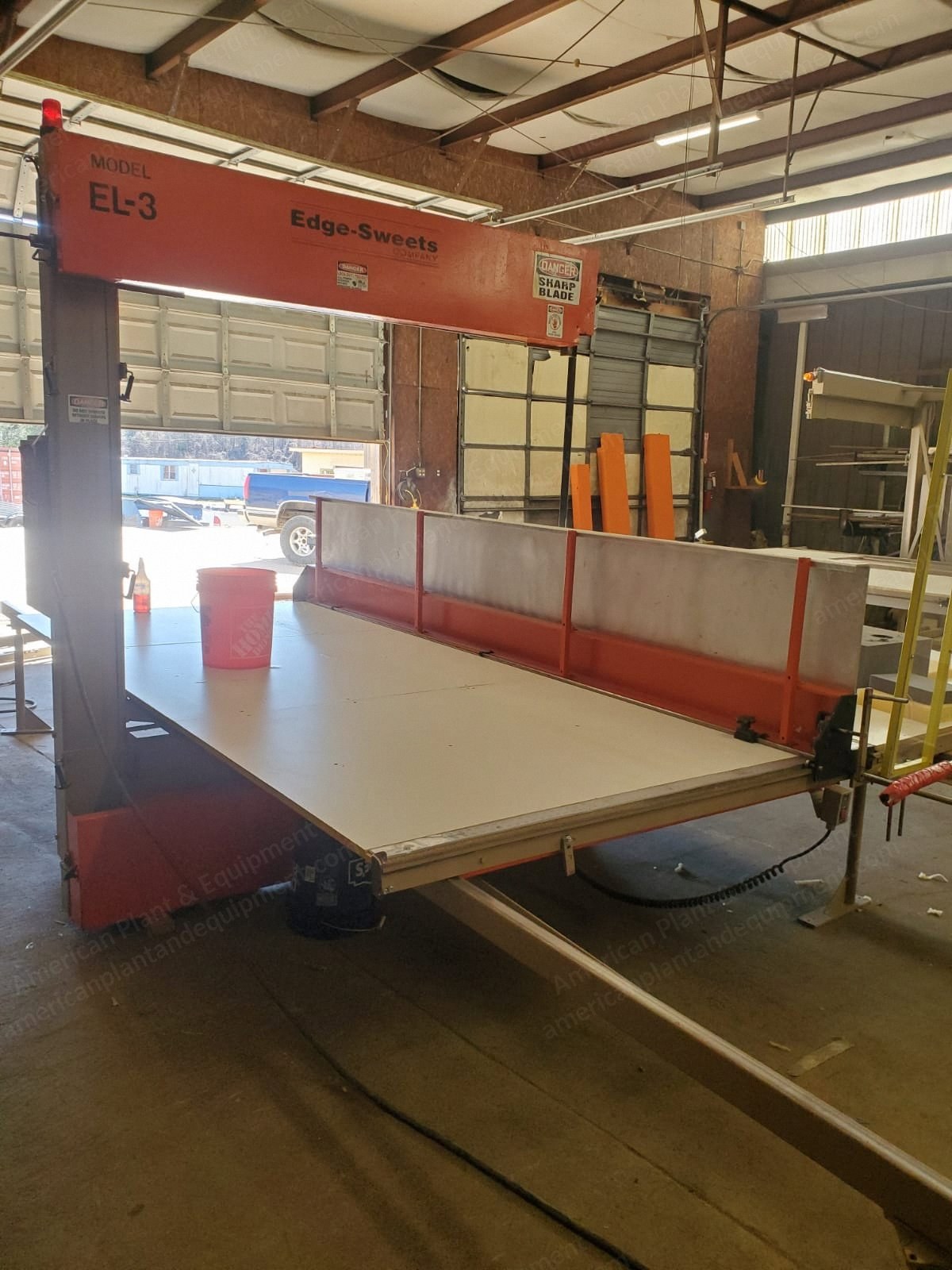 Edge Sweets, EL-3, 1996, 61 Inch Cut Height, 72 Inch Inside Table, 230V