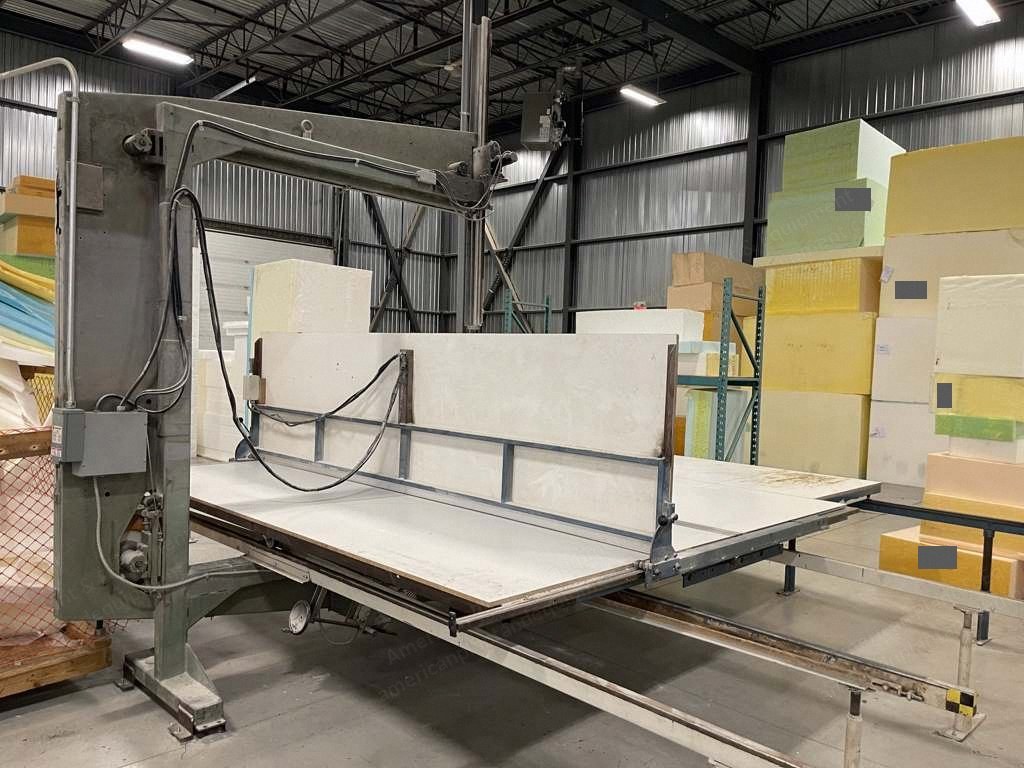 Kuris, Vertical Foam Cutting Machine