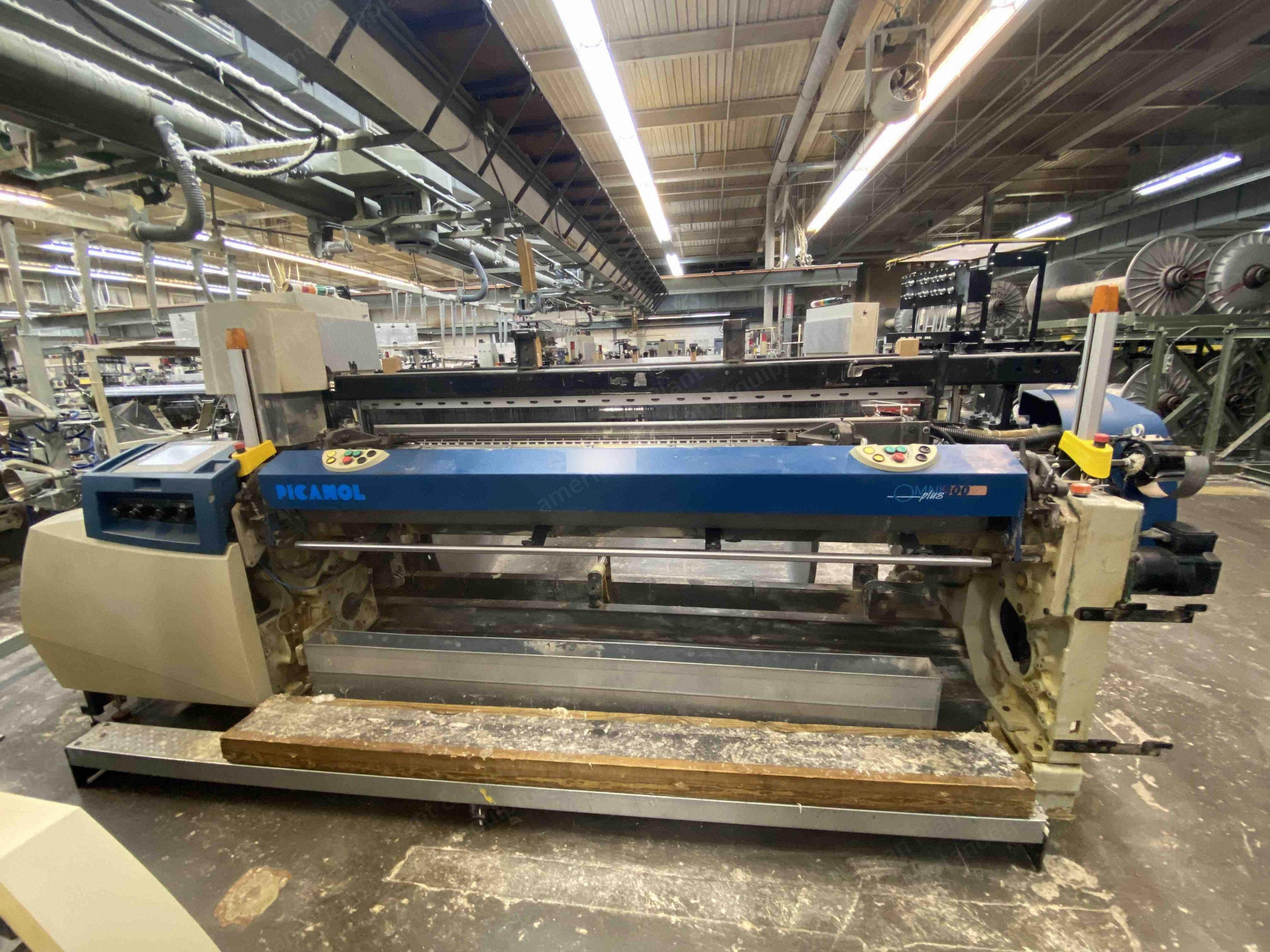 Picanol, OMP800-2-P, 2005/2006, Airjet Looms, 2200mm Width, 2 Color, Staubli 1661 Cam Box