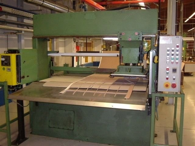 USM, GTH-P 2065, 1987, Carpet Tile Punching Machine, 30 Ton Pressing Power, 1800mm Pass Through Width
