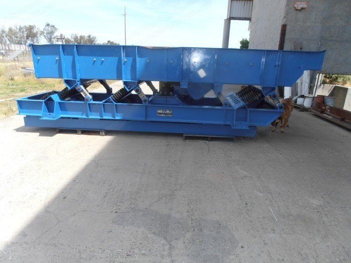 Mill Power, Vibratory Feeder, 4' x 16', 5 HP, Two Deck, Scalping