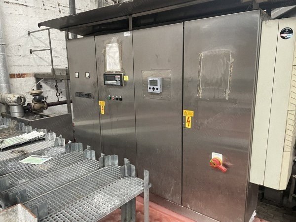 Bruckner, Supraflor, 1997 to 2001, Dyeing Machines for Tufted Carpet, Working Width 4000mm to 5000mm