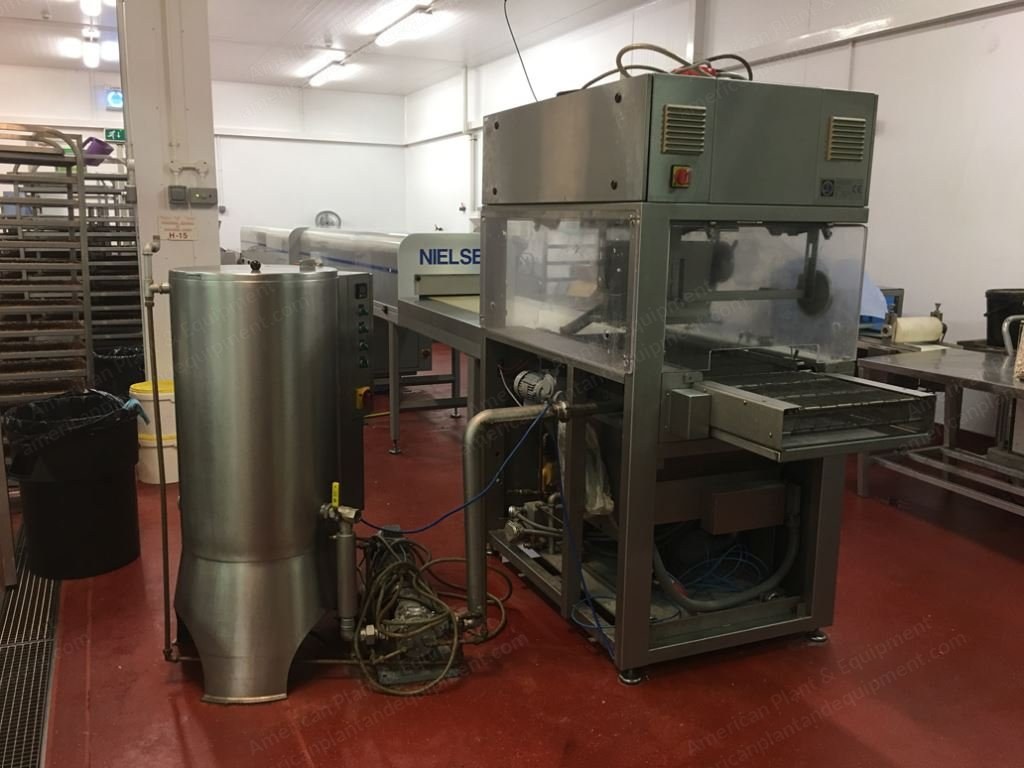 Nielsen, Chocolate Enrobing Line, 2002, 400mm Width, 7m Cooling Tunnel, 150kg Melting Tank