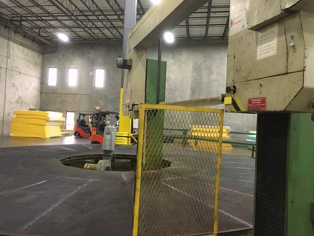Baumer, BST-D, Carousel Foam Cutter, Table Width 122 Inches, 30 Feet Diameter