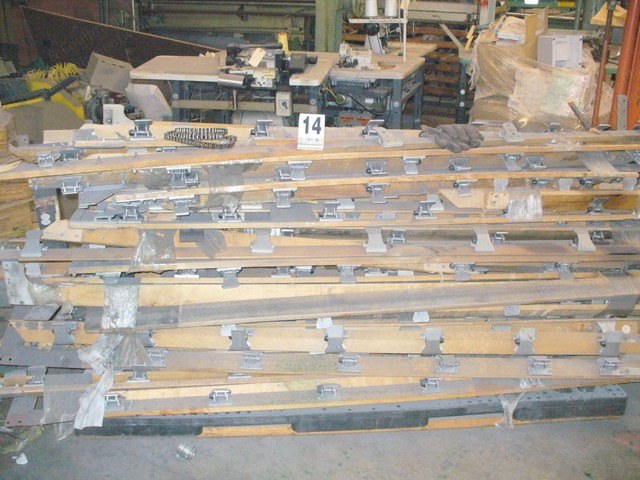 Wood Frames with Clips for Single Needle Quilter
