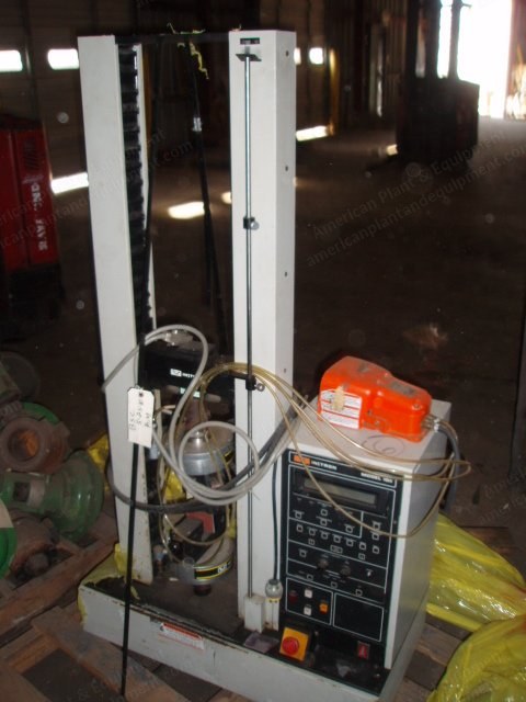 Instron, 1011, Digital Tensile Tester