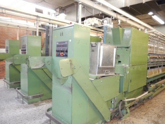 Rieter, G5/11, 1993, 1008 Spindles, 70mm Spindle Gauge, 42mm Ring Diameter, Doffing