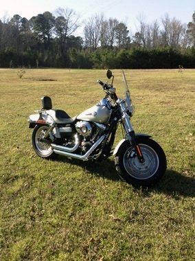 Harley Davidson, Fat Bob, 2010, 6890 Miles, Screaming Eagle Breather, Vance and Hines Pipes