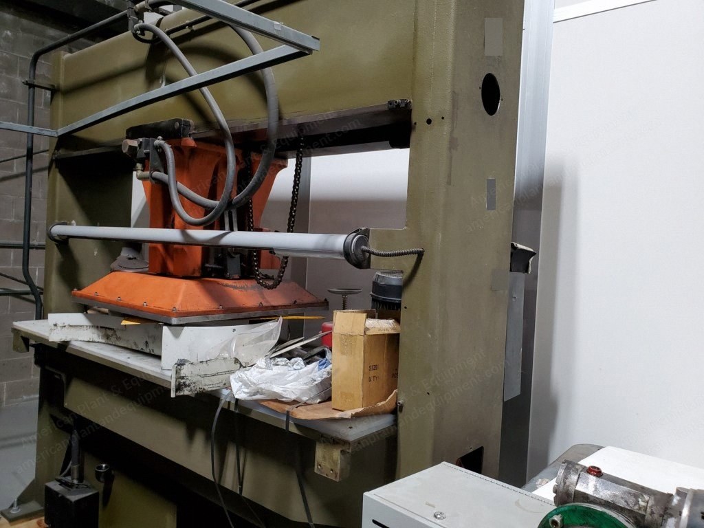 Atom, S6110/2 LBPE, 2000, Die Cutting Line, 2000x1320mm Bed, Belt Feed, with (2) Traveling Head Units