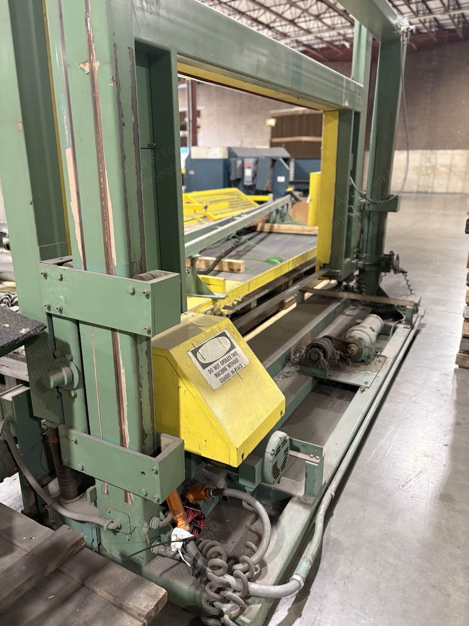 Edge Sweets, 50-88, Horizontal Foam Saw, 50 x 88 x 125 inch Maximum Block Size, Automatic Indexing, Vacuum Table