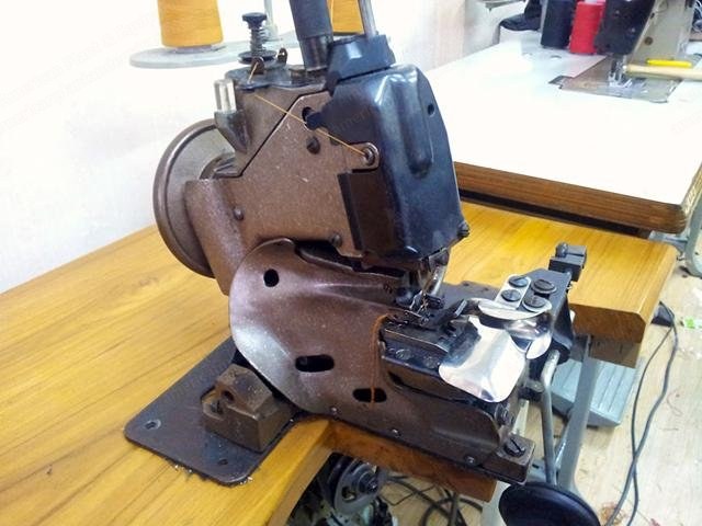 Union Special, 43200G, Chain-Stitch Hemming Machine, Rope Effect, 12-16 oz Jeans
