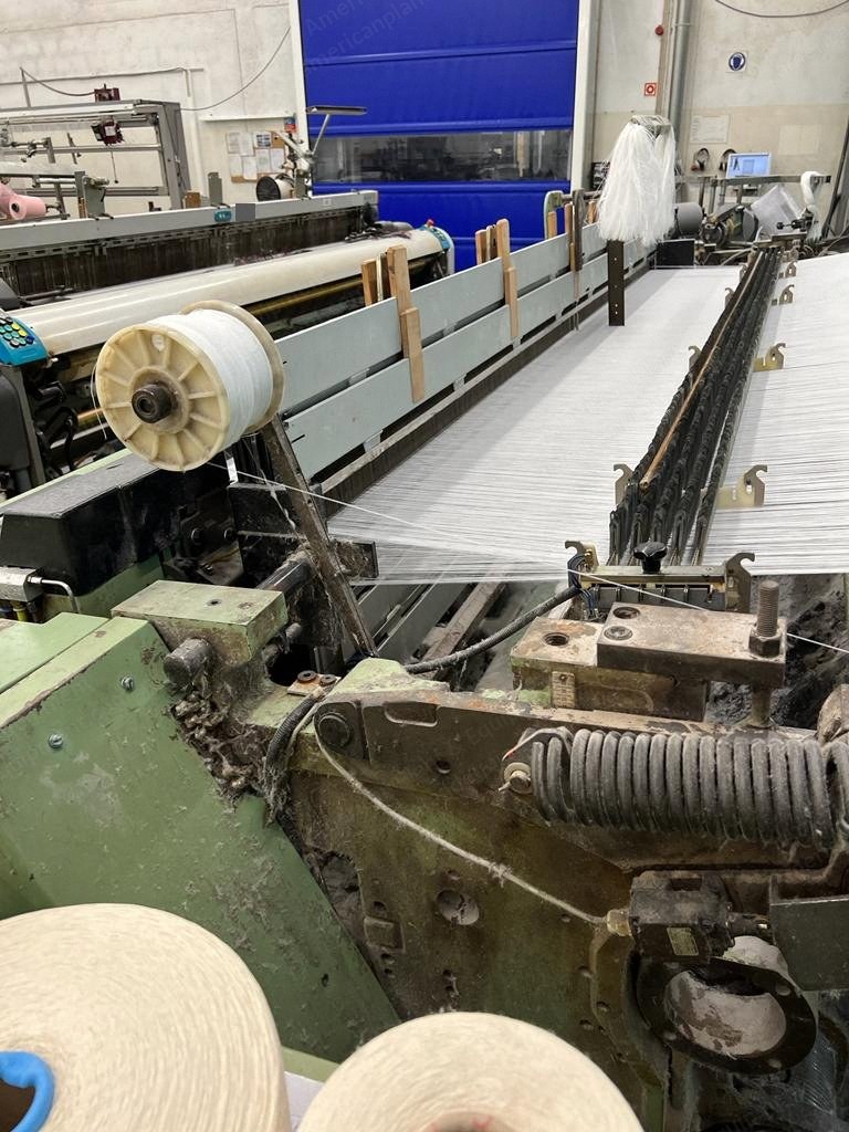Sulzer, P7200, 1994 to 1998, 3300mm Width, Dobby and Cam, 4 to 6 Colors