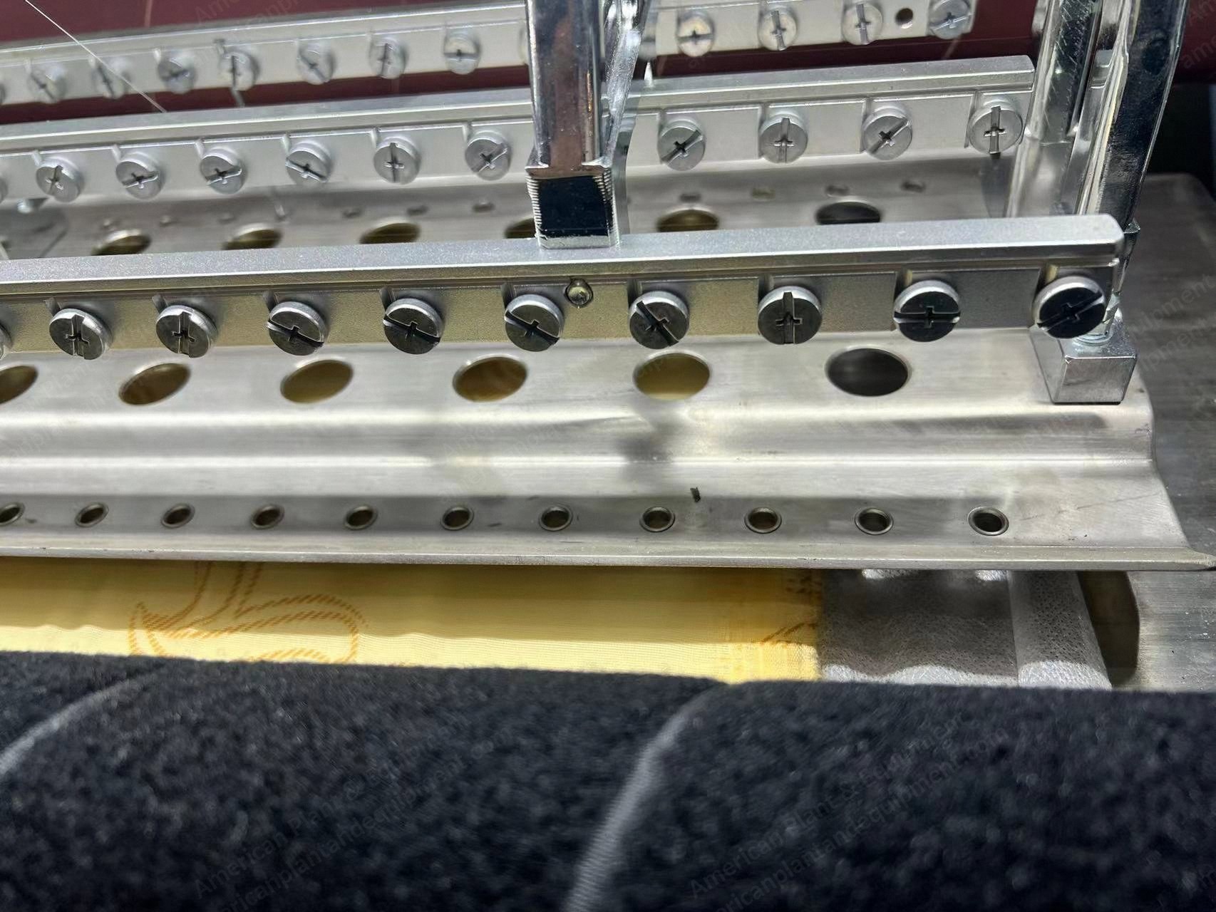 NovaStar, QL276, Quilting Width 2450mm, Multi-Needle Computerized Quilting Machine