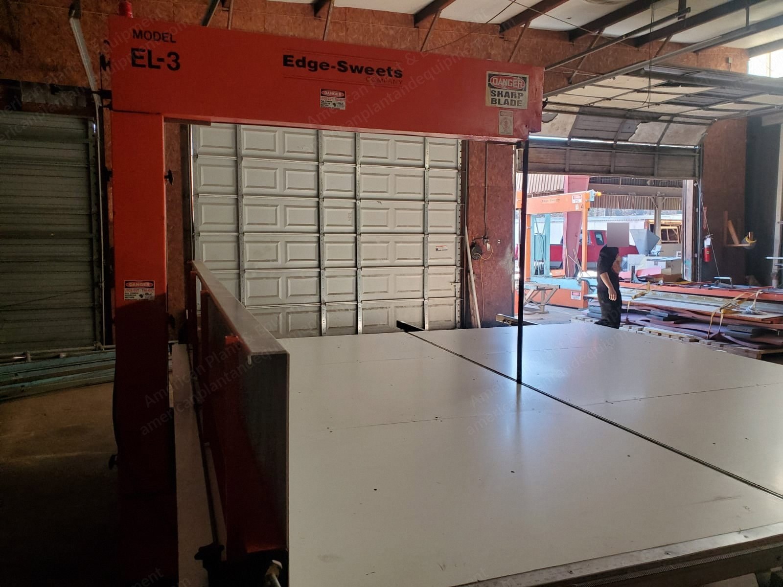Edge Sweets, EL-3, Vertical Foam Cutting Machine, 51 inch Cutting Height, 480V
