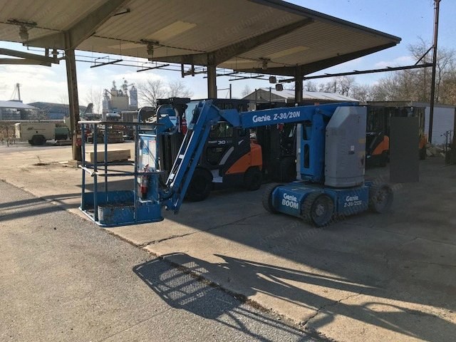 Genie, Z30/20N, 2002, 30' Raised Basket Height, 20' Horizontal Reach, Electric, 928 Hours