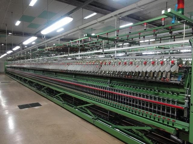 Suessen, Fiomax 2000, 1996-1998, 672 Spindles, 50mm Ring Diameter, Auto-Doffer