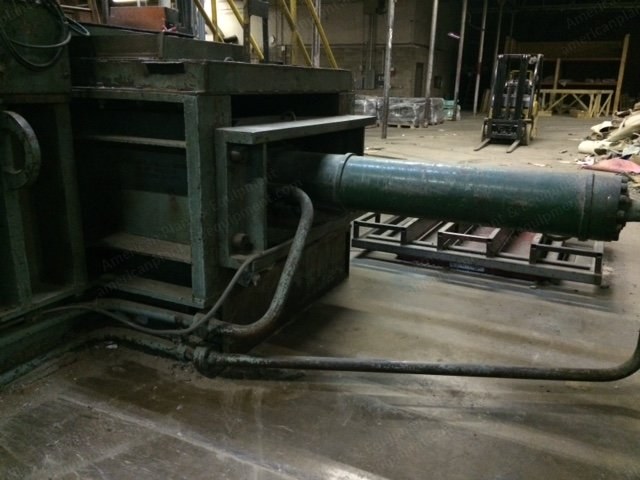 Harris, HRB-1, Horizontal Baler, 100 HP, Signode Autotie System, 48x36x60 Inch Bale Size