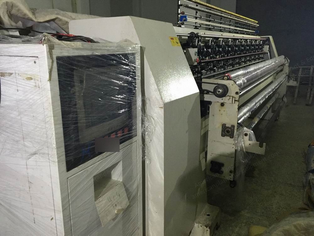 NovaStar Quilter, QL177, 128" Working Width, 3 Bar, #10 Shuttle