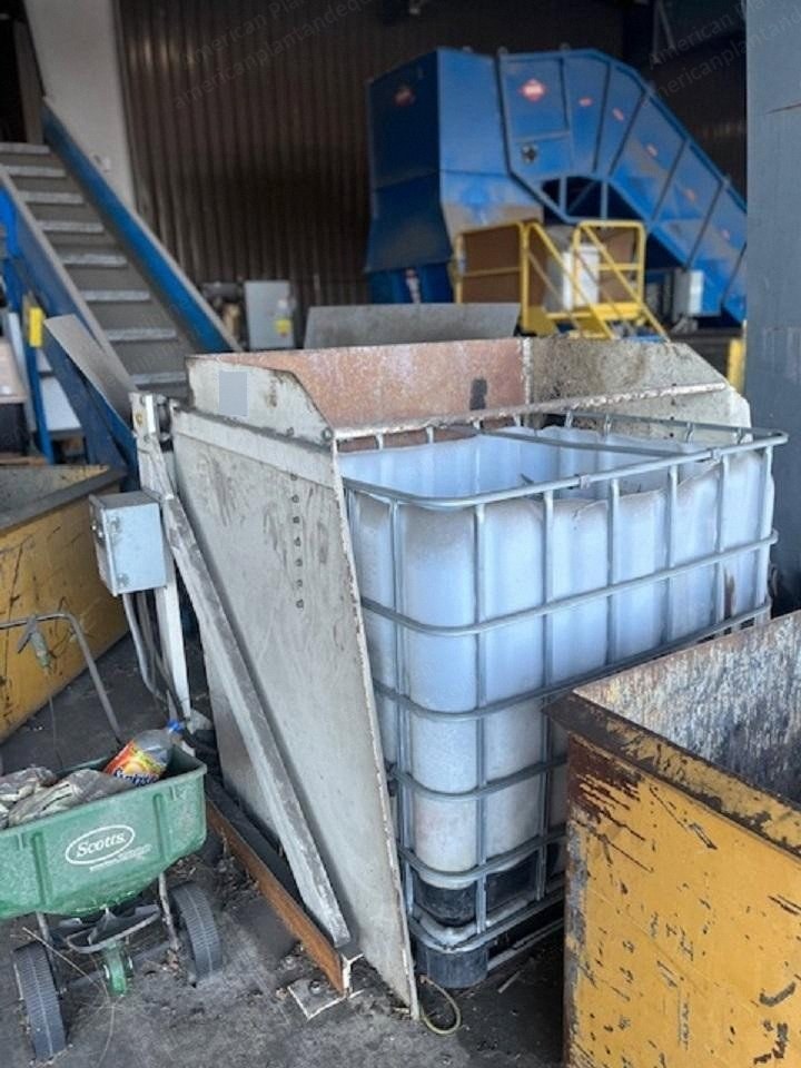 Vecoplan, Sorting Line with Box Dumper and Infeed Conveyor, 2015, 2500 lb Capacity, 24 inch Width, Magnetic Head Pulley