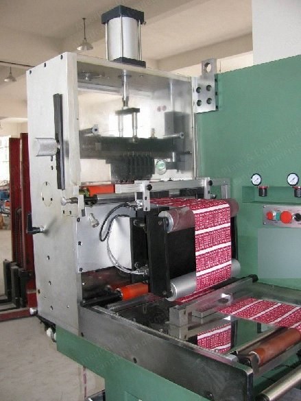 NovaStar, SR108, Ultrasonic Label Slitting Machine, 220mm Working Width, 35kHz/20kHz, 1-20 m/min