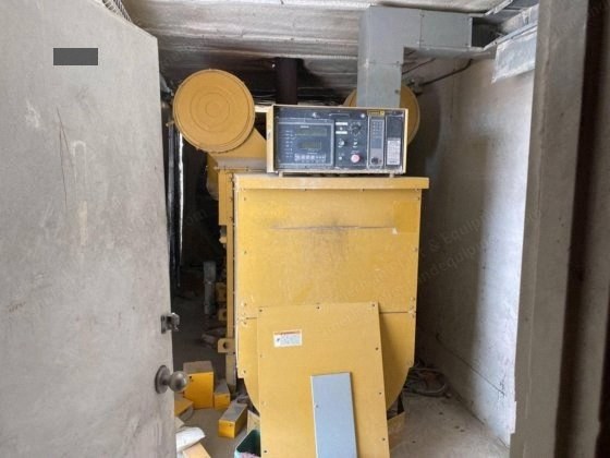 Caterpillar, 3512, Diesel Portable Generator Set, 12 Cylinder, SR4B Generator, Fruehauf Trailer, 2000 Gal Fuel Tank
