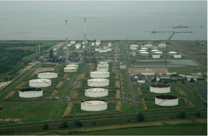 Badger Engineering, Oil Refinery, 280,000 BPD, Mobil Design