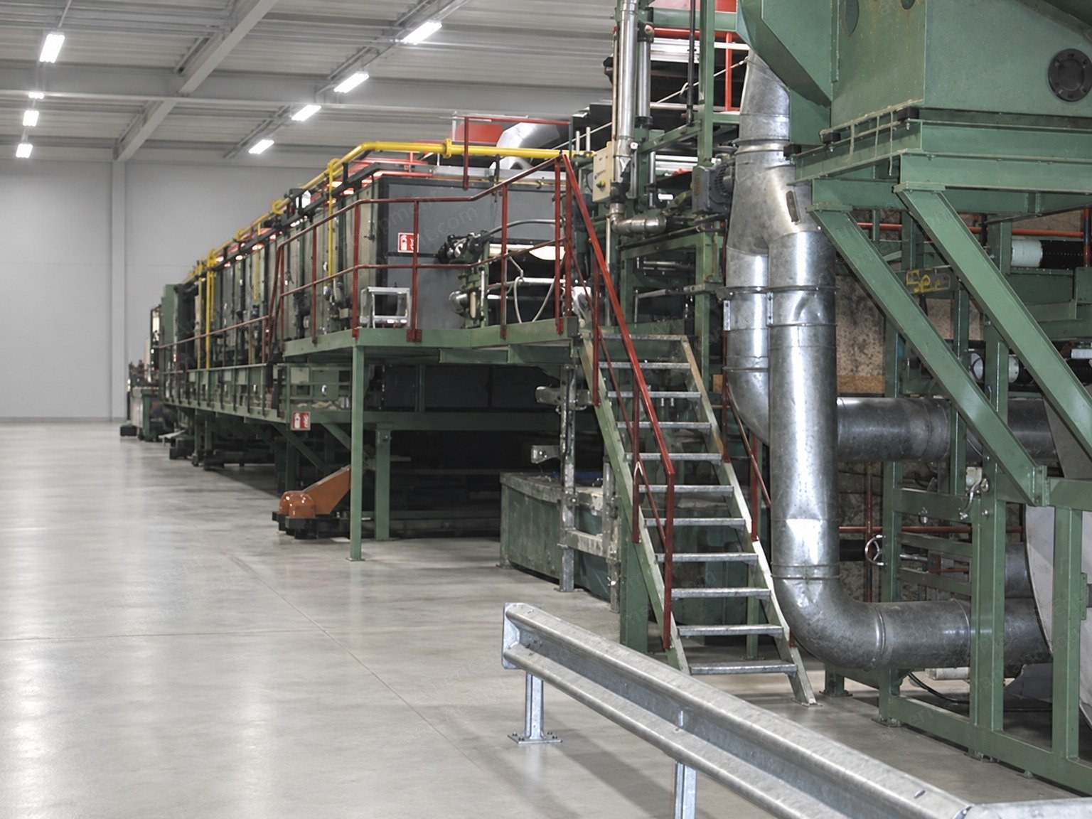 M-Tec, Latex Backcoating Line, 1998, 5300mm, with 3-Head Shearing Machine