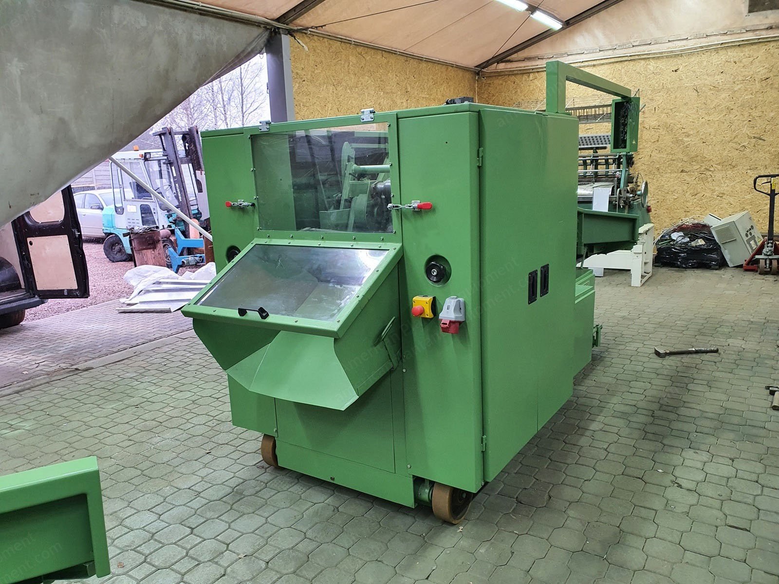 Pierret, CL60, 1996, Cutting Width 600mm, Cutting Length 5-360mm, 250 cuts/min