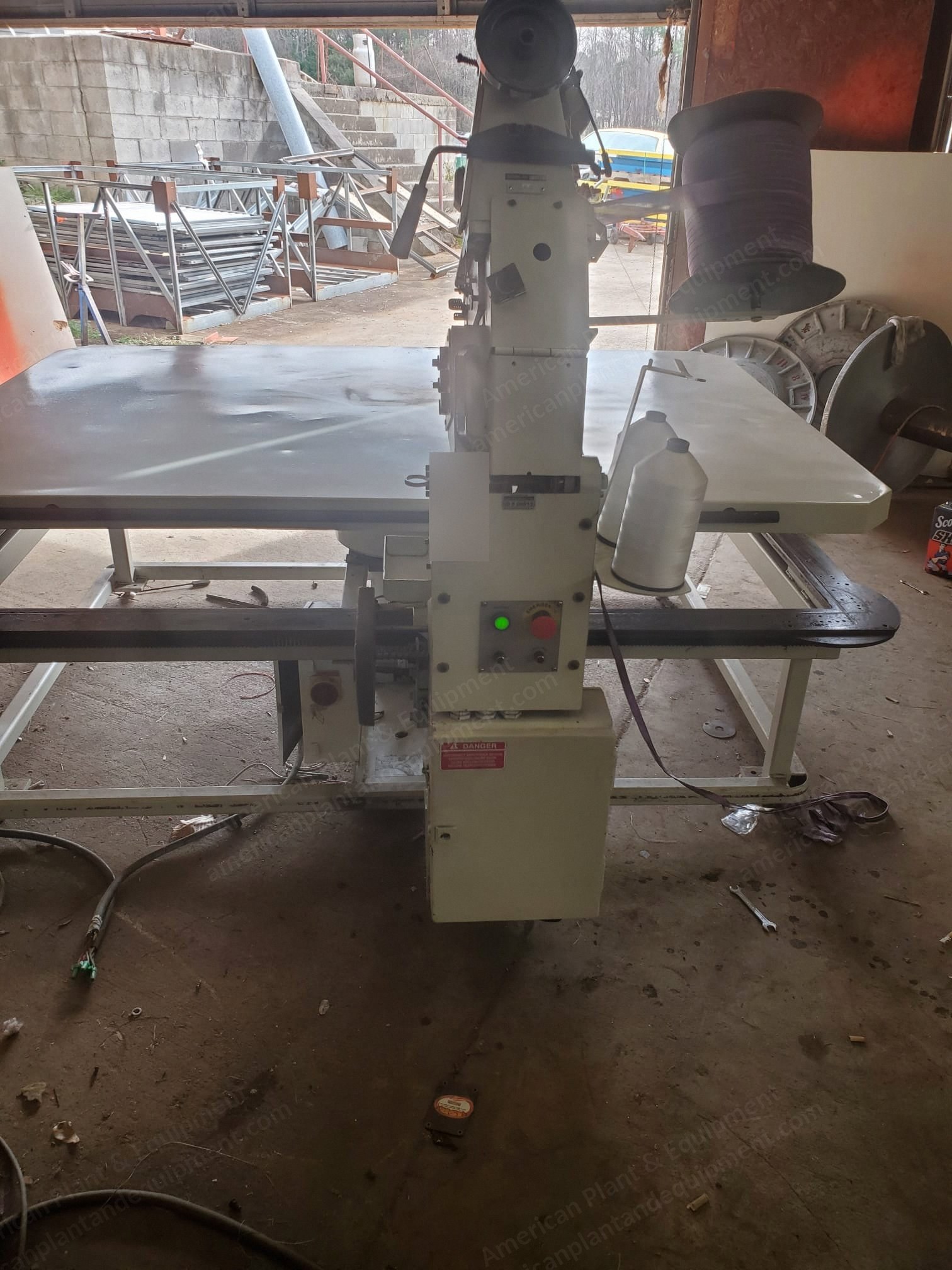 Spuhl Anderson, TE-2, Tape Edge Machine, 55x82in Table, 18in Lift