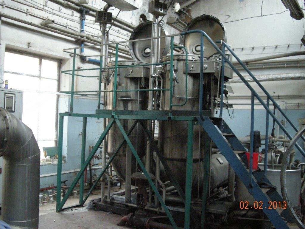 Scholl Dyeing Machine, 300 kg Capacity, with Sample Dyeing Tank