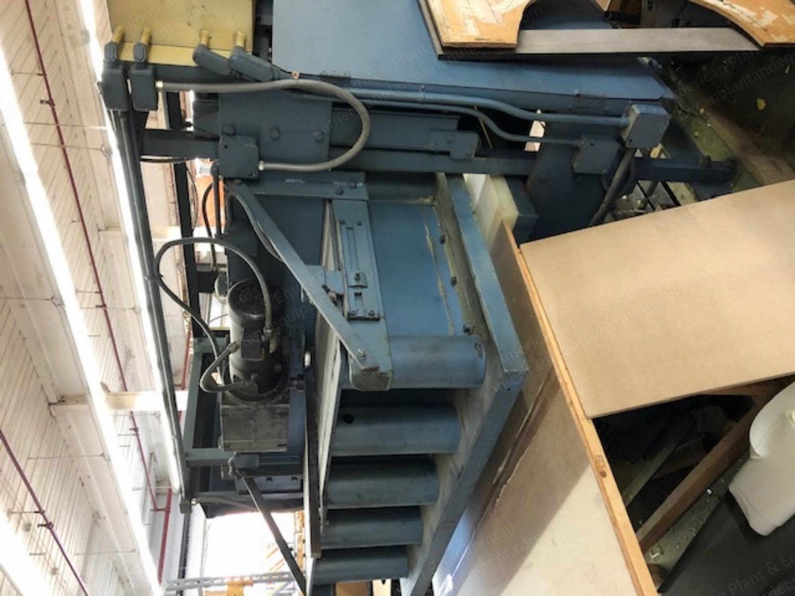 Ormont Receding Head Die Cutter, 70 Ton Capacity, 62.5" x 39.5" Cutting Area
