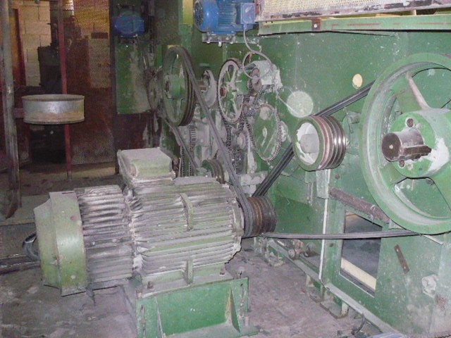 Laroche Tearing Machine, 1000mm Working Width, 2 Drums, 75 hp