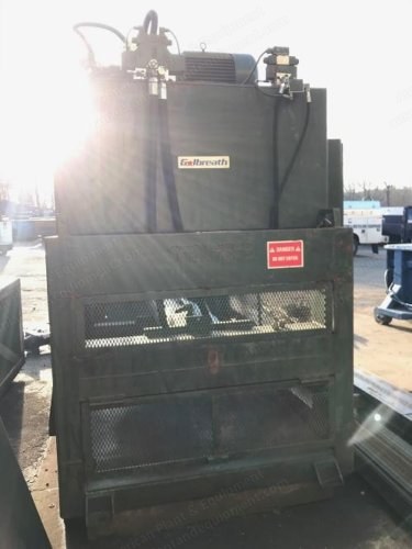 Galbreath, Reconditioned Closed Door Wide Mouth Horizontal Baler, 30 HP, 8" Cylinder, 60x48x36" Bale Size