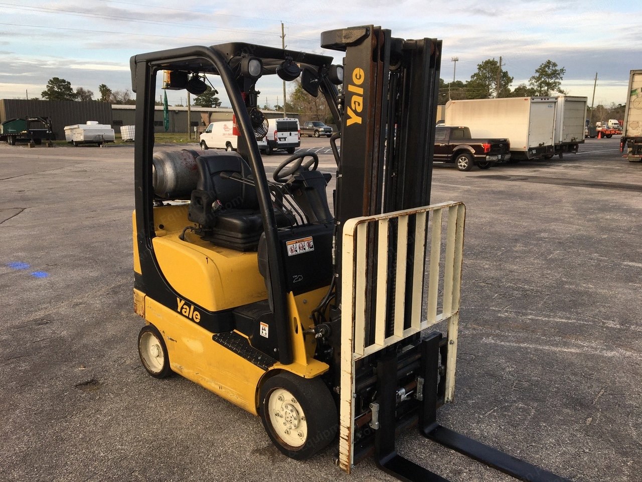 Yale, GLC030VX, 2011, 3000 lbs Capacity, Triple Stage Mast, LP Gas