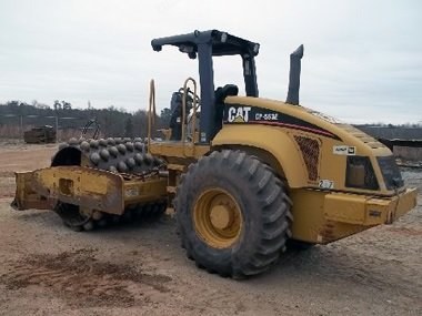 Caterpillar, CP563E, 2004, 84" Vibratory Padfoot Compactor, 900 Engine Hours